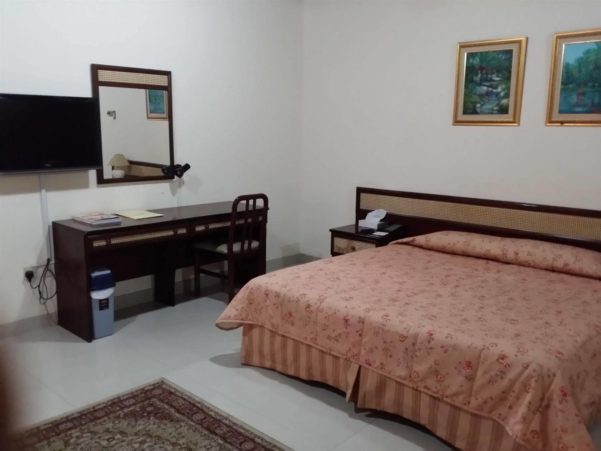 Atlas Hotel 麦纳麦 外观 照片